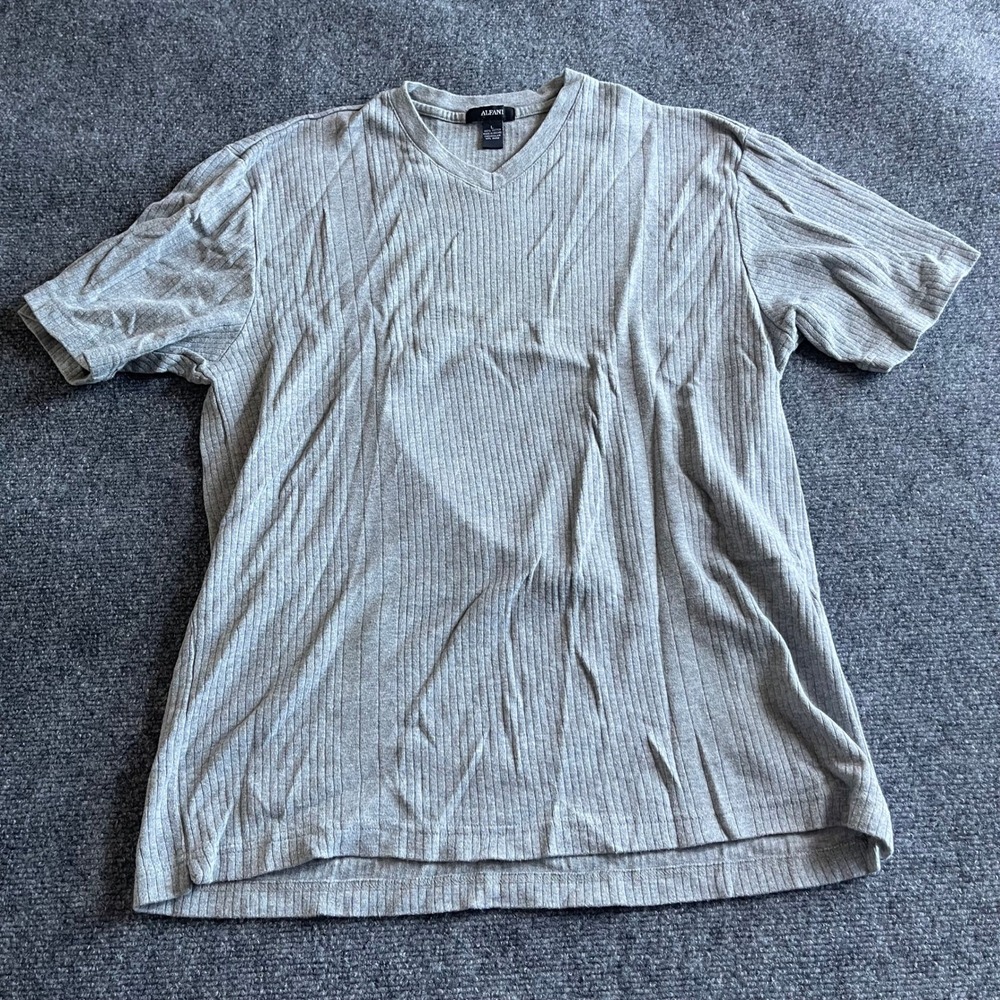 Alfani Mens Grey Ribbed V-Neck T-Shirt Short Sleeve 100% Cotton Size L WPL 8046